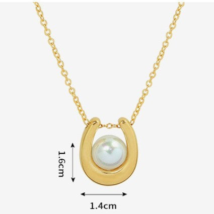 Artemis Arch Pearl Necklace